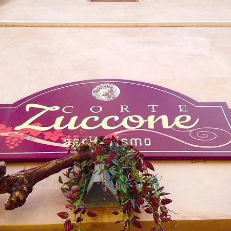 בית חווה Agriturismo Corte Zuccone וולטה מנטובנה
